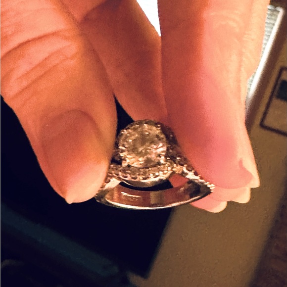 Cubic Zirconia ring with pave CZs in sterling silver- size 7 - Picture 8 of 8